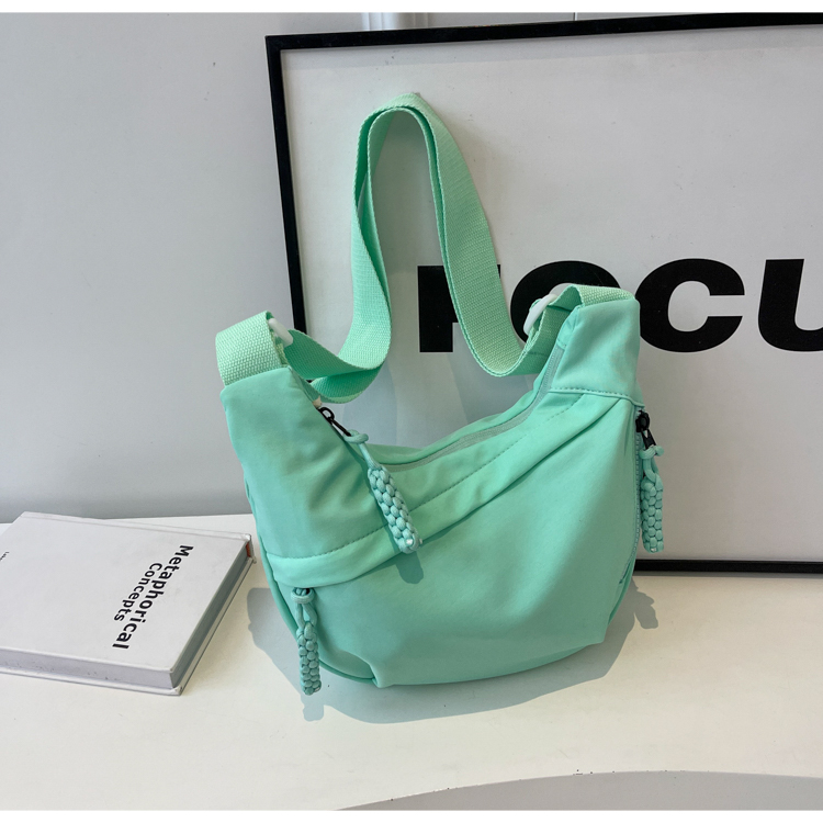 The fabric small green
